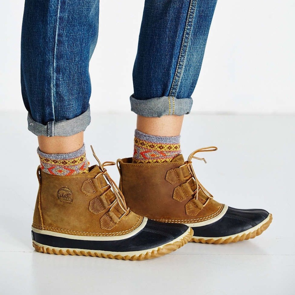 Sorel “Out N’ About” leather boot